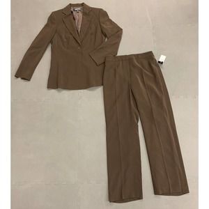 Kasper Women's Brown Pant Suit 6 NWT Orig $280 Free Shipping Benefits Charity